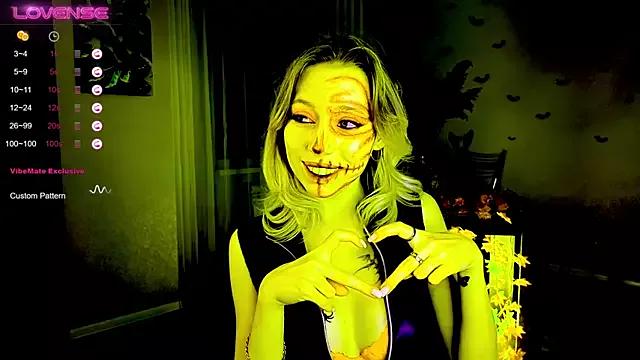 NyxaThorn from StripChat is Freechat