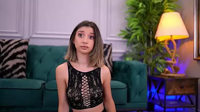 OdetteMason from StripChat is Freechat