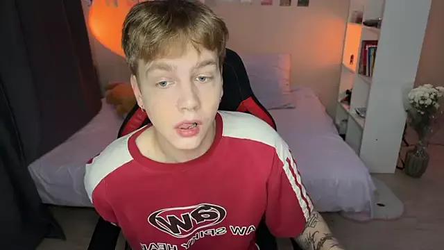 olivertasty from StripChat is Freechat