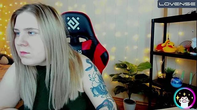 Try the thrill of flirt babes with our cam hosts, featuring unclothed wildness while getting naked and playing with their favored sex toys.