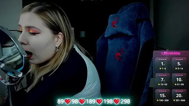 Try the thrill of flirt babes with our cam hosts, featuring unclothed wildness while getting naked and playing with their favored sex toys.