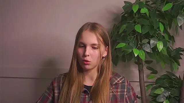 OraGreenway from StripChat is Freechat