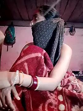 Pahadi_couple from StripChat is Freechat