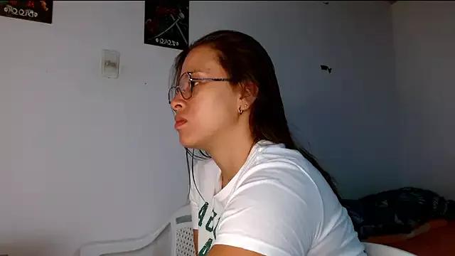 Paloma_Desire from StripChat is Freechat