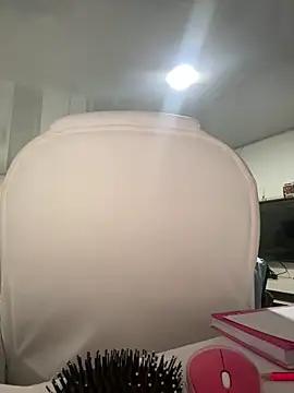 pamell_col from StripChat is Freechat