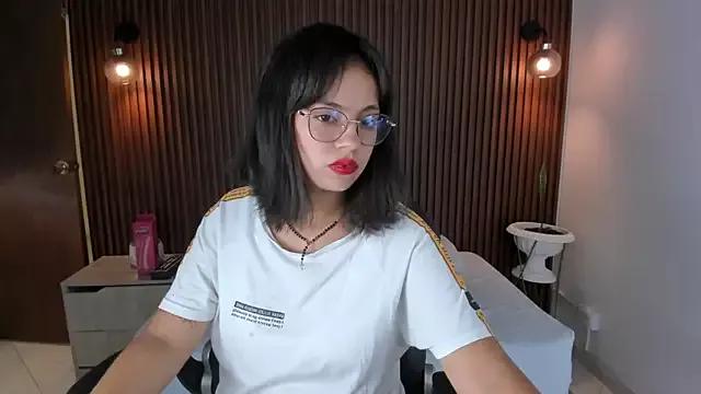 paris_morado from StripChat is Freechat