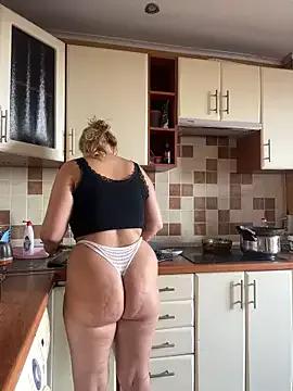 Photos of Passion-Blondy from StripChat is Freechat