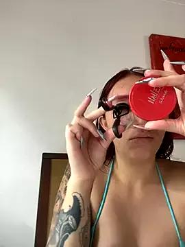 Paulina-Wells from StripChat is Freechat