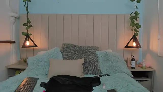 Try the thrill of flirt babes with our cam hosts, featuring unclothed wildness while getting naked and playing with their favored sex toys.