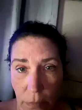 petalsexy from StripChat is Freechat