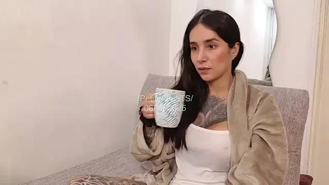 Photos of PetiteAlejaTs from StripChat is Freechat