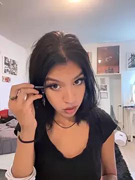 petitelatinateen from StripChat is Freechat