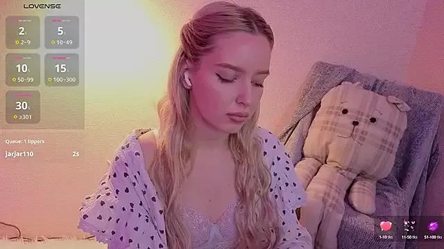 PickmeBabby from StripChat is Freechat