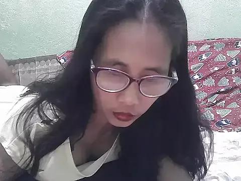 Pinay-skinnyMomm12 from StripChat is Freechat