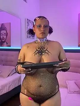 pink_maddy from StripChat is Freechat