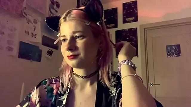 PinkVampire from StripChat is Freechat