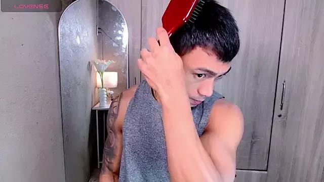 PinooyMilker from StripChat is Freechat