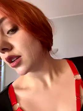 PollyVinice from StripChat is Freechat