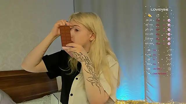 Try the thrill of flirt babes with our cam hosts, featuring unclothed wildness while getting naked and playing with their favored sex toys.