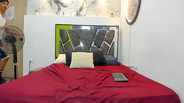Try the thrill of flirt babes with our cam hosts, featuring unclothed wildness while getting naked and playing with their favored sex toys.