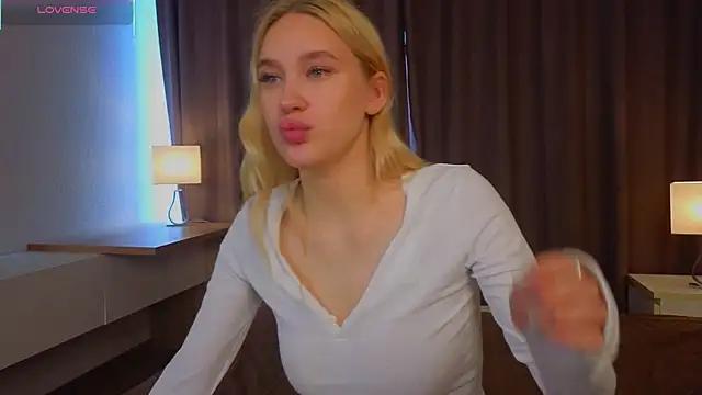 Try the thrill of flirt babes with our cam hosts, featuring unclothed wildness while getting naked and playing with their favored sex toys.