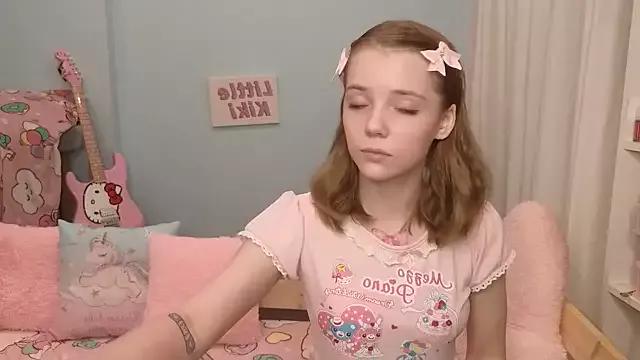 PrincessLittleKiki from StripChat is Freechat