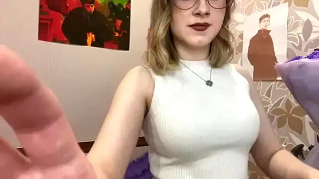 Pruden_dream from StripChat is Freechat