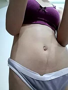 Queen_Oggy from StripChat is Freechat