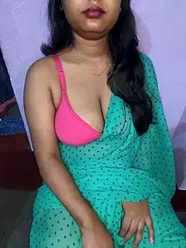 Queen_Shanayaa from StripChat is Freechat
