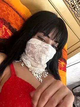 QueenLujaine from StripChat is Freechat