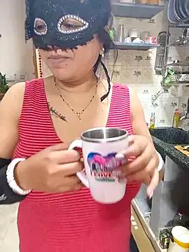 RDX_COUPLE from StripChat is Freechat