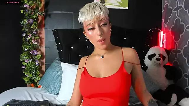 Rebeka-baker from StripChat is Freechat