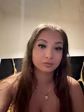 RebekaRose from StripChat is Freechat