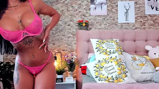 Riley_R33d from StripChat is Freechat