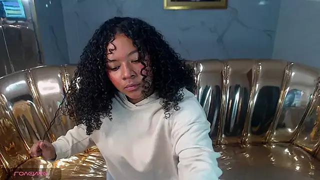 risada_temptation_s from StripChat is Freechat