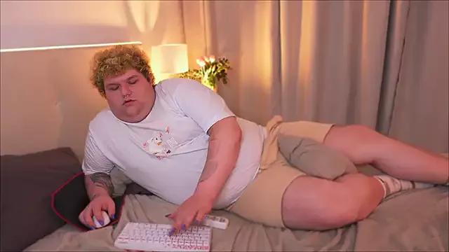 Riven_Miller from StripChat is Freechat