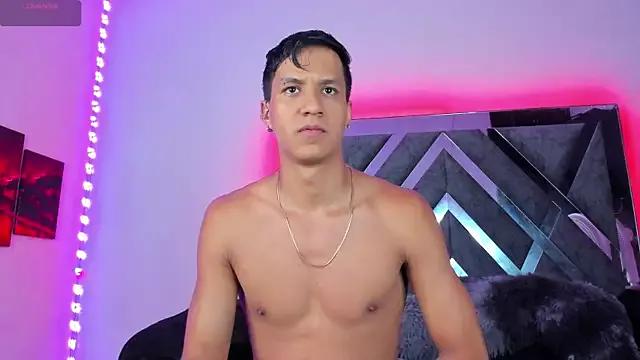 Robertmiller21 from StripChat is Freechat