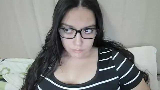 Photos of roniewester from StripChat is Freechat