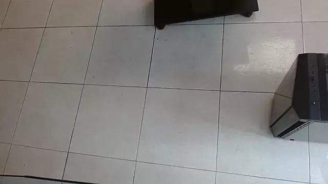 rosse_m from StripChat is Freechat