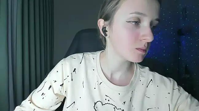 Try the thrill of flirt babes with our cam hosts, featuring unclothed wildness while getting naked and playing with their favored sex toys.