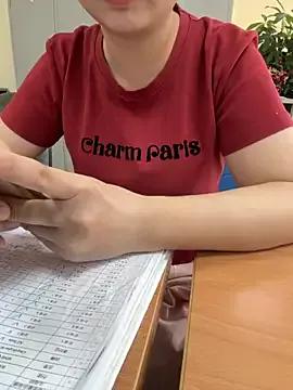 Ruby2000- from StripChat is Freechat