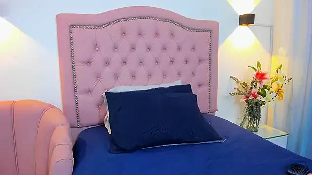 RubyReyes from StripChat is Freechat