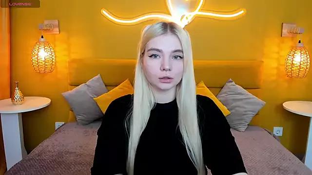 RuthBryant from StripChat is Freechat