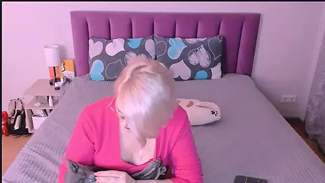 Try the thrill of flirt babes with our cam hosts, featuring unclothed wildness while getting naked and playing with their favored sex toys.