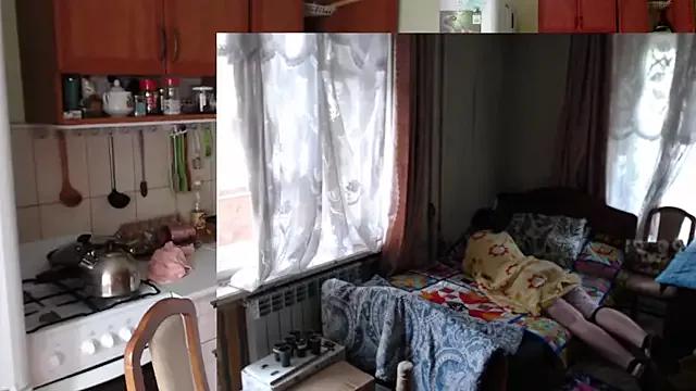 Sakura_Green from StripChat is Freechat