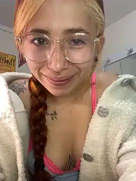 Sallem_Pink from StripChat is Freechat