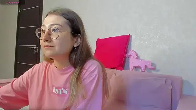 Sally_Manson from StripChat is Freechat