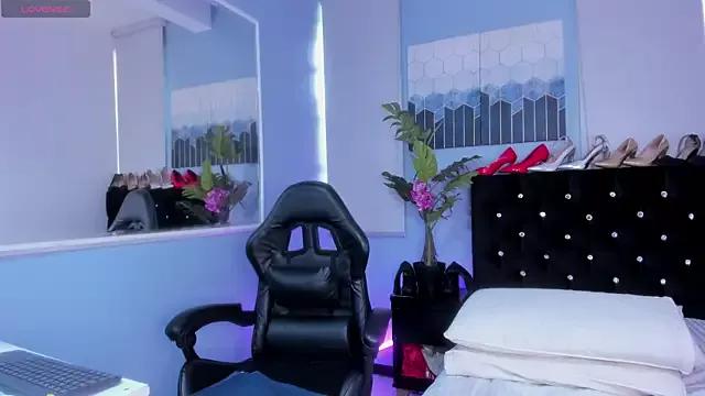 Try the thrill of flirt babes with our cam hosts, featuring unclothed wildness while getting naked and playing with their favored sex toys.