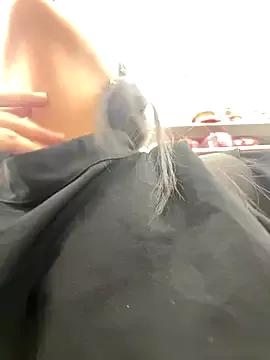 Sammyy_torres from StripChat is Freechat