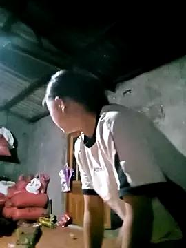 Samyy_xx from StripChat is Freechat